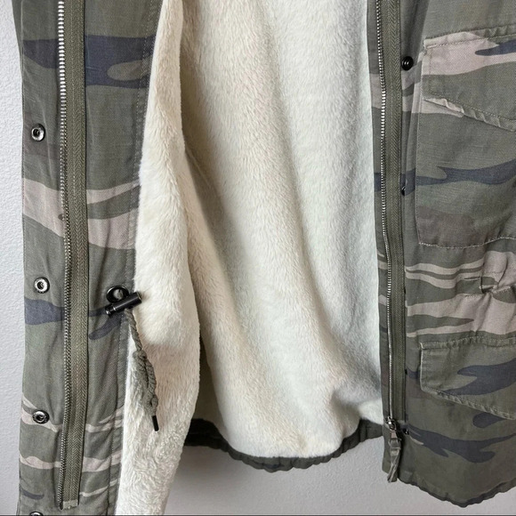 Rails Whitaker Jacket Faux Fur Lining Sage Camo Contemporary Women’s Casual XS - Picture 8 of 14